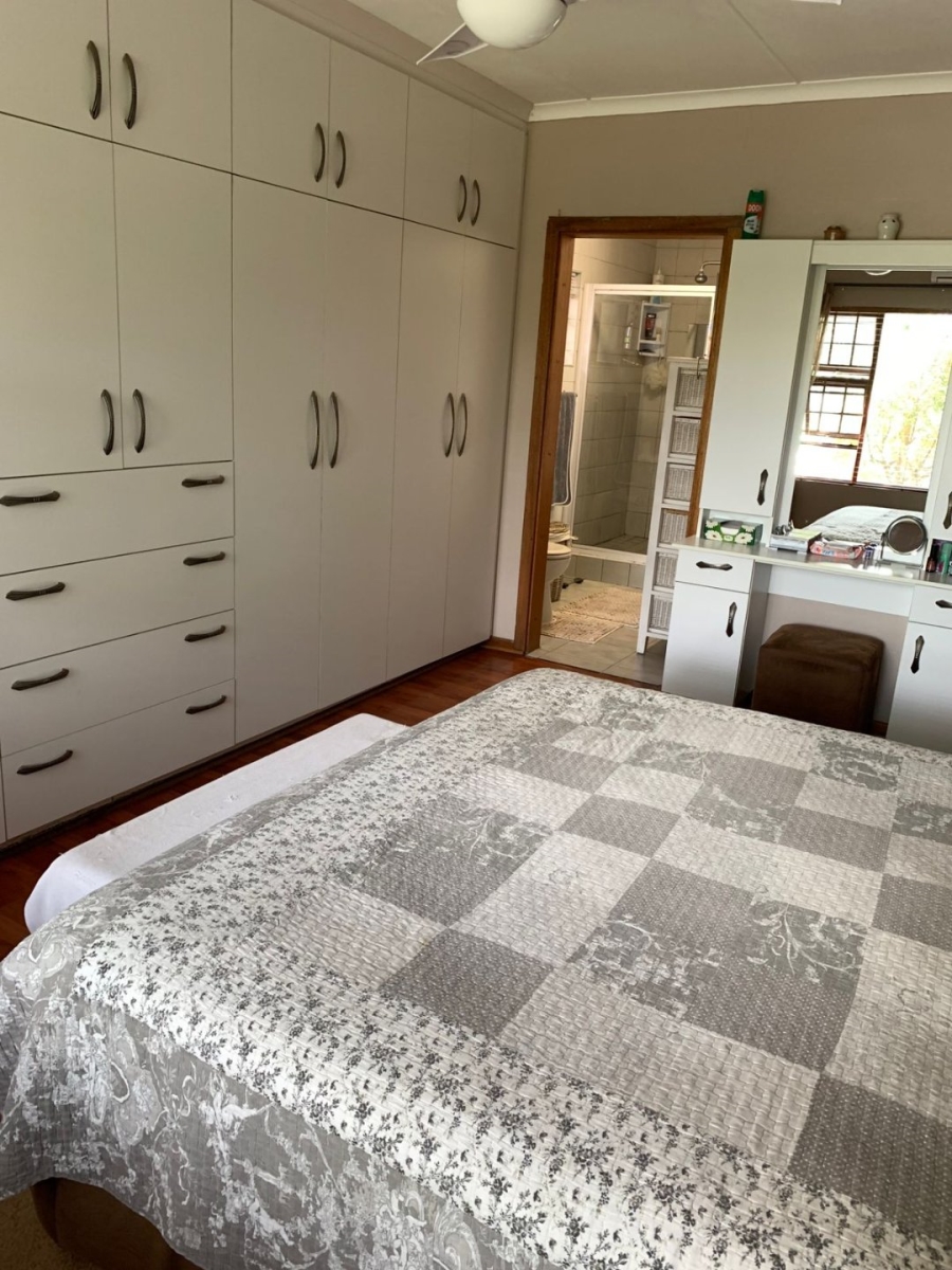 3 Bedroom Property for Sale in Beacon Bay Eastern Cape